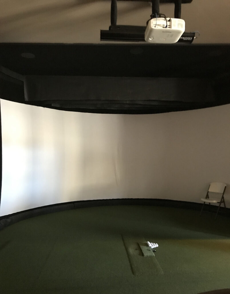 AV Projector In-home Golf